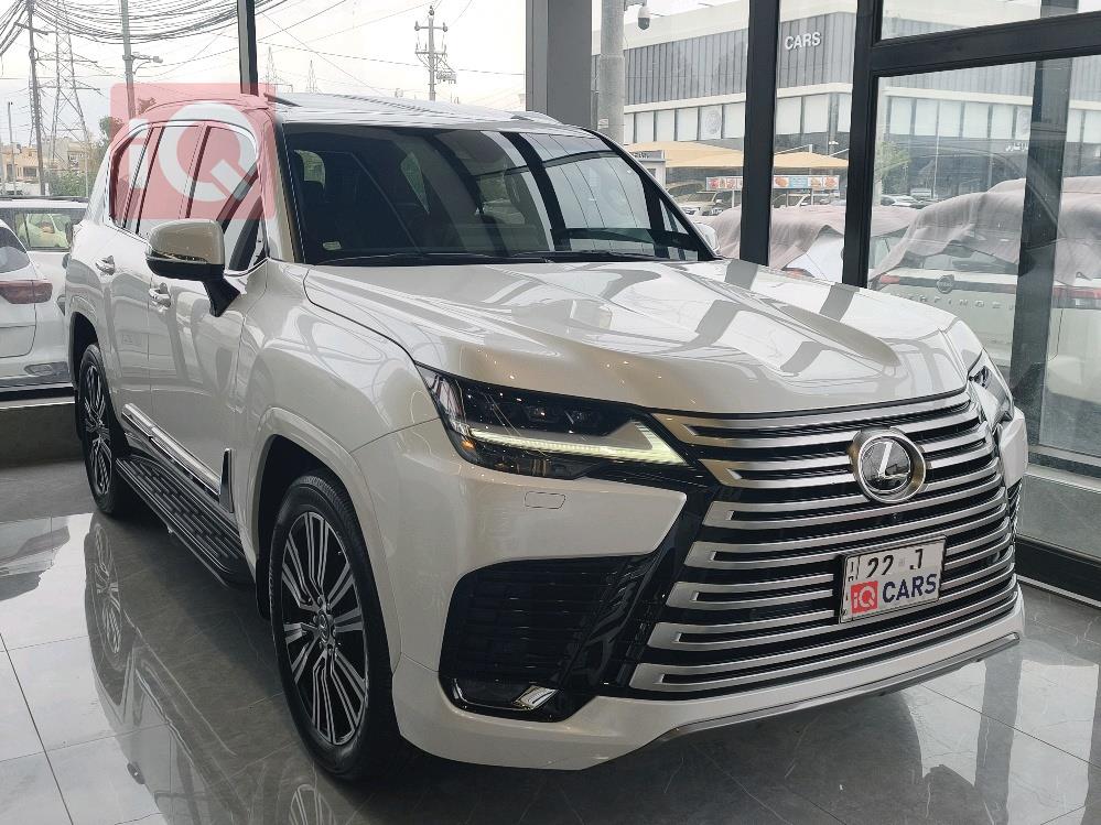 Lexus LX